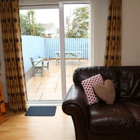 Sunny Seaside Getaway Villa Portstewart Eksteriør bilde